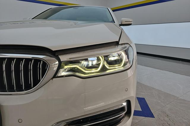 BMW BMW 5-Series