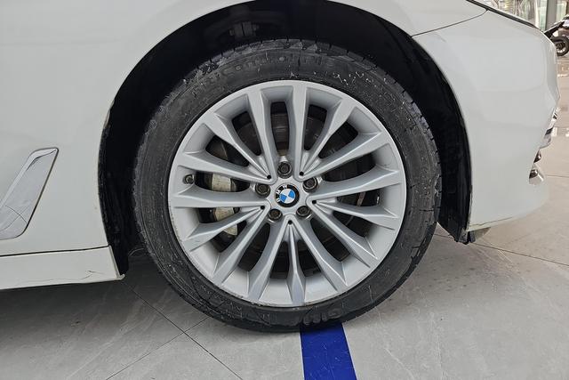 BMW BMW 5-Series