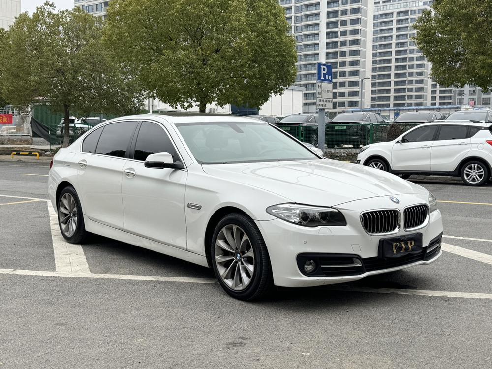 BMW BMW 5-Series