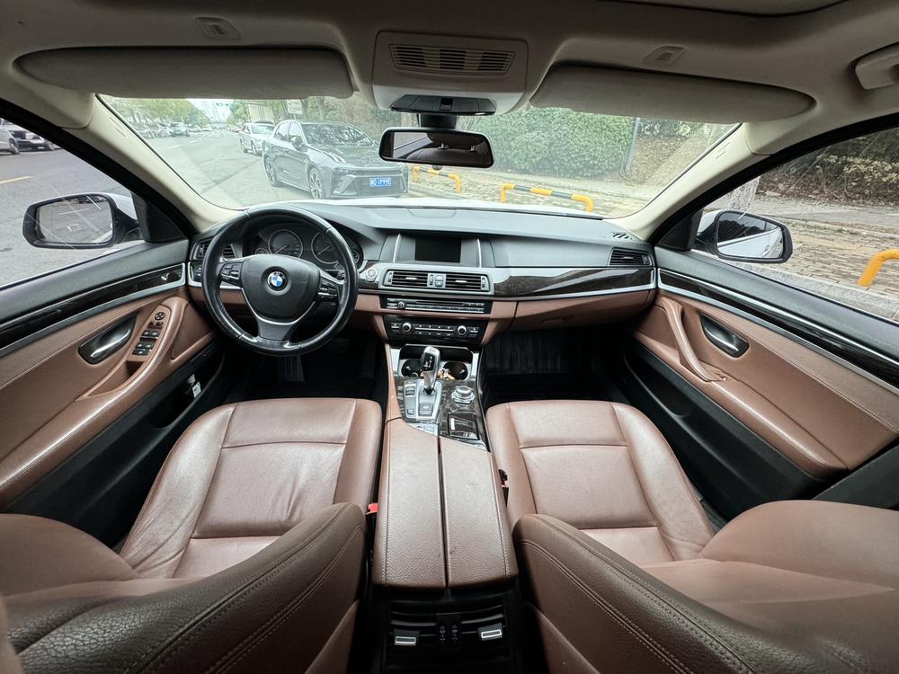 BMW BMW 5-Series
