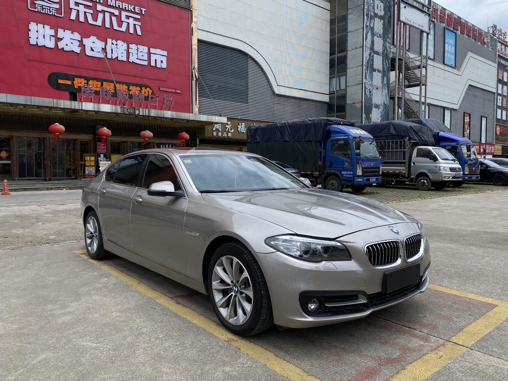 BMW BMW 5-Series