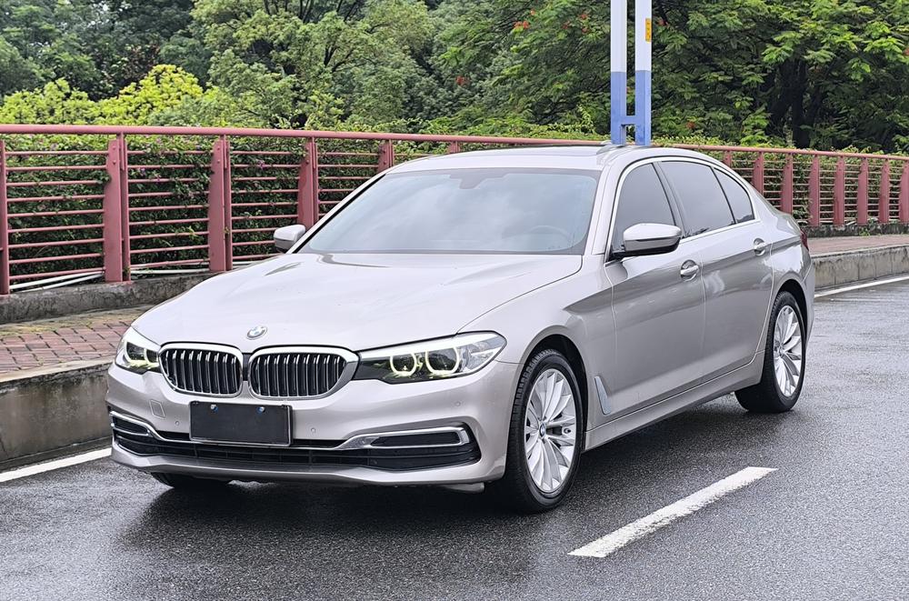 BMW BMW 5-Series