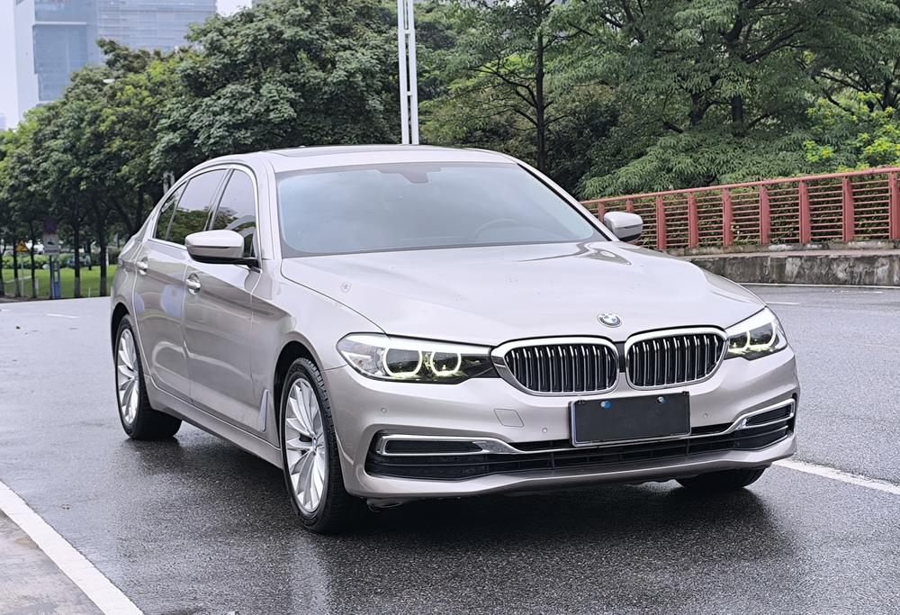 BMW BMW 5-Series