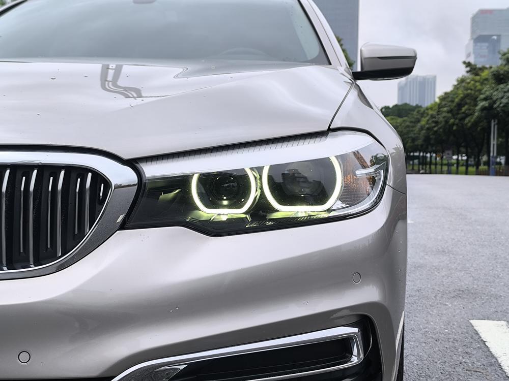 BMW BMW 5-Series
