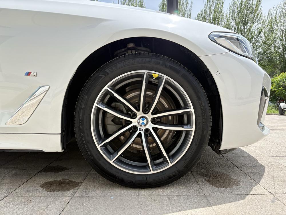 BMW BMW 5-Series