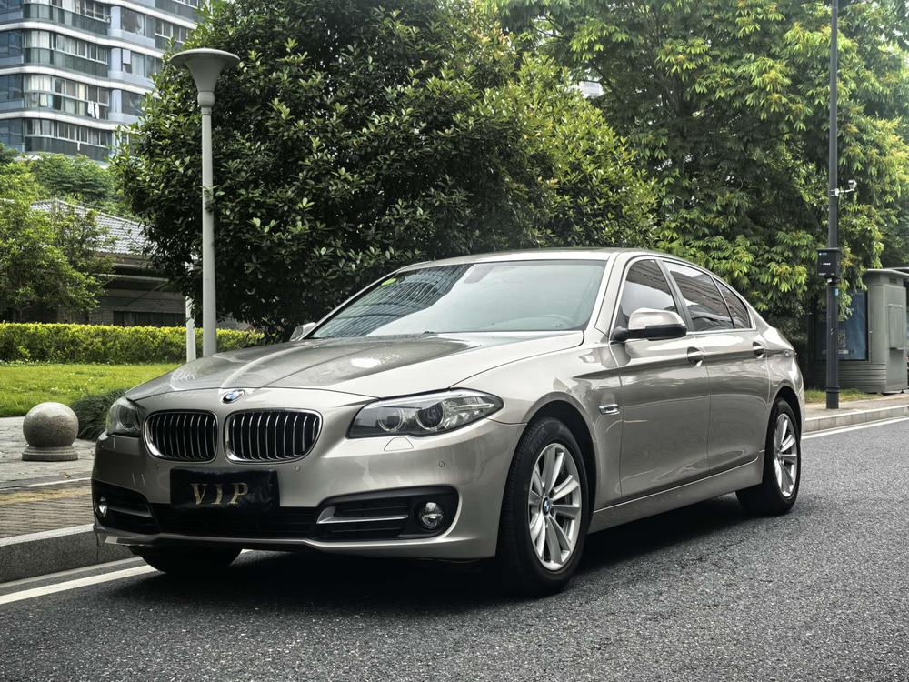 BMW BMW 5-Series