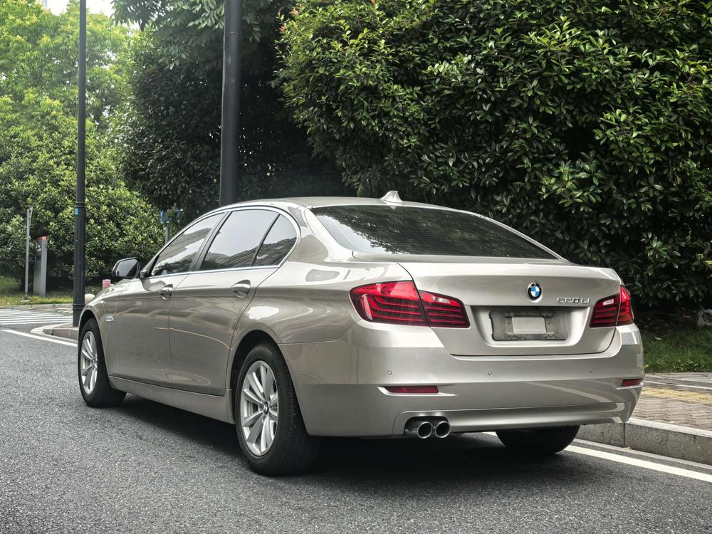 BMW BMW 5-Series