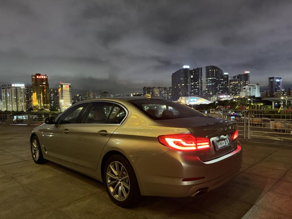 BMW BMW 5-Series