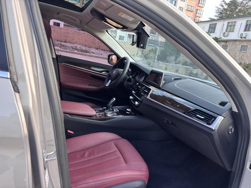 BMW BMW 5-Series