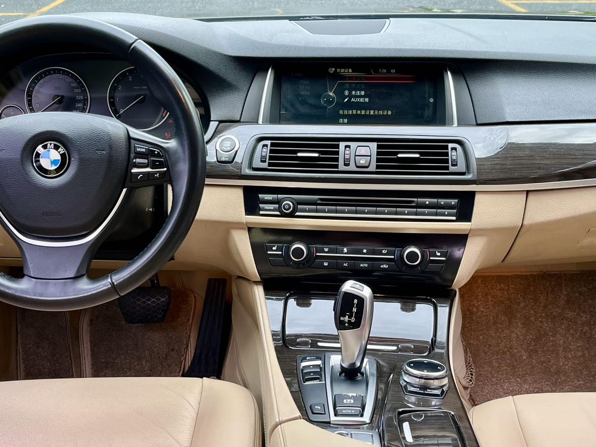 BMW BMW 5-Series