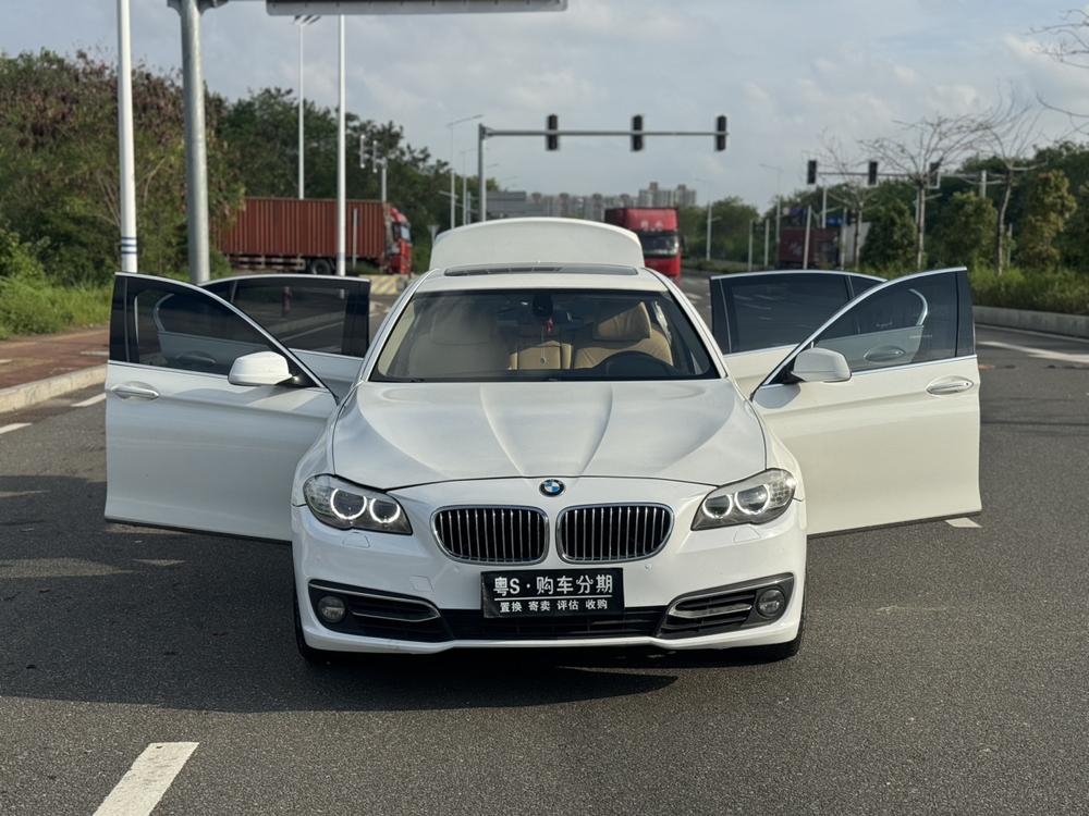 BMW BMW 5-Series