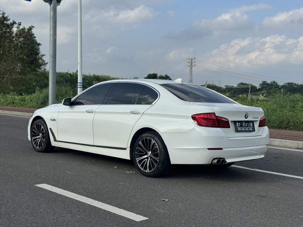 BMW BMW 5-Series