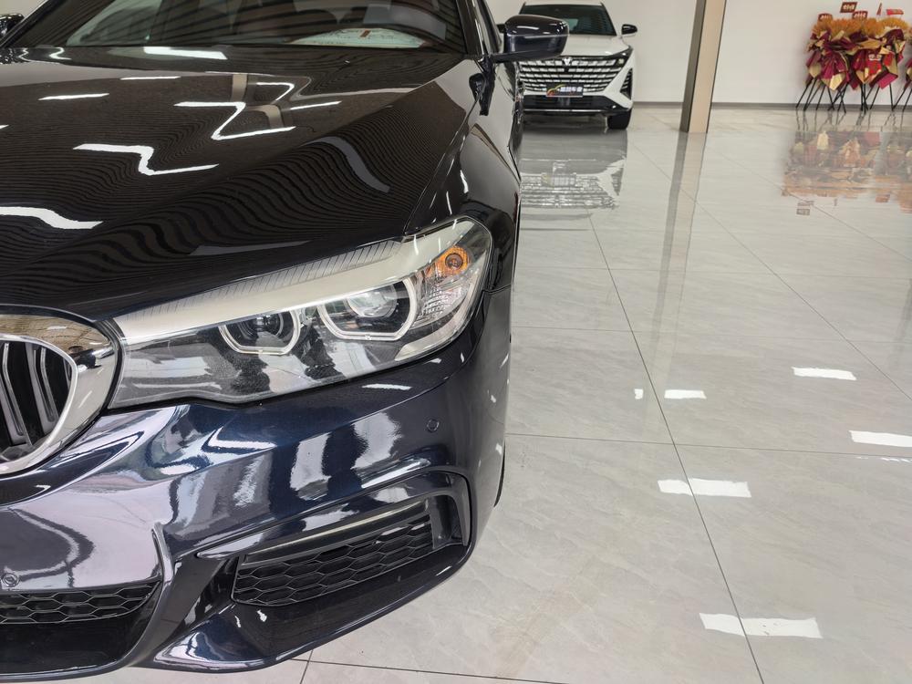 BMW BMW 5-Series