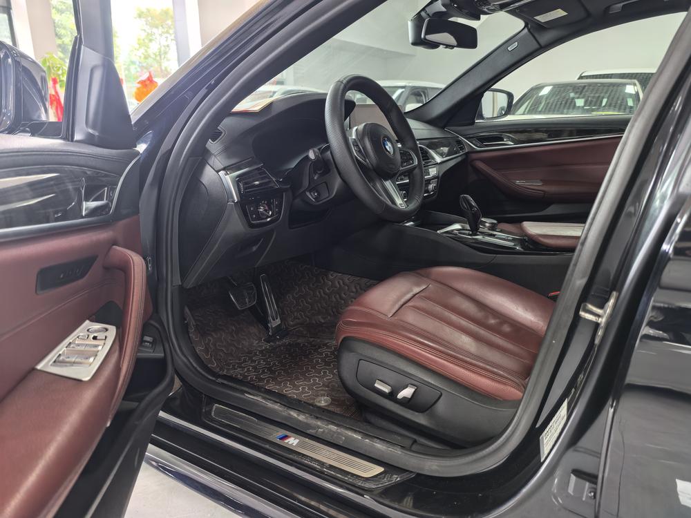 BMW BMW 5-Series