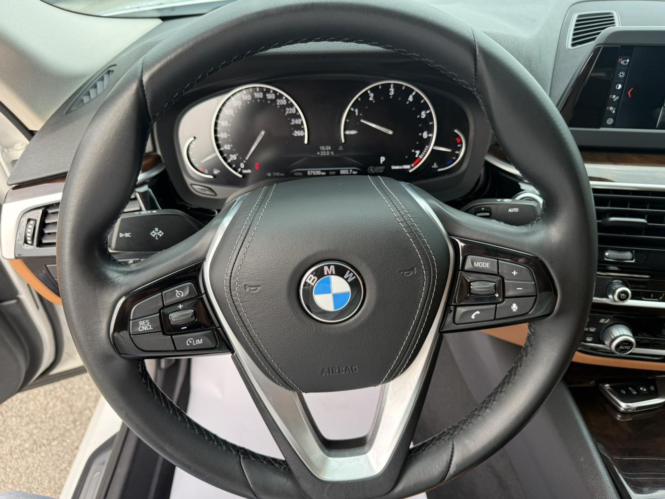 BMW BMW 5-Series