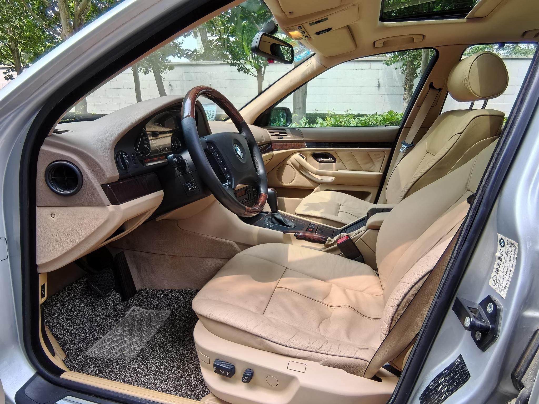 BMW BMW 5-Series