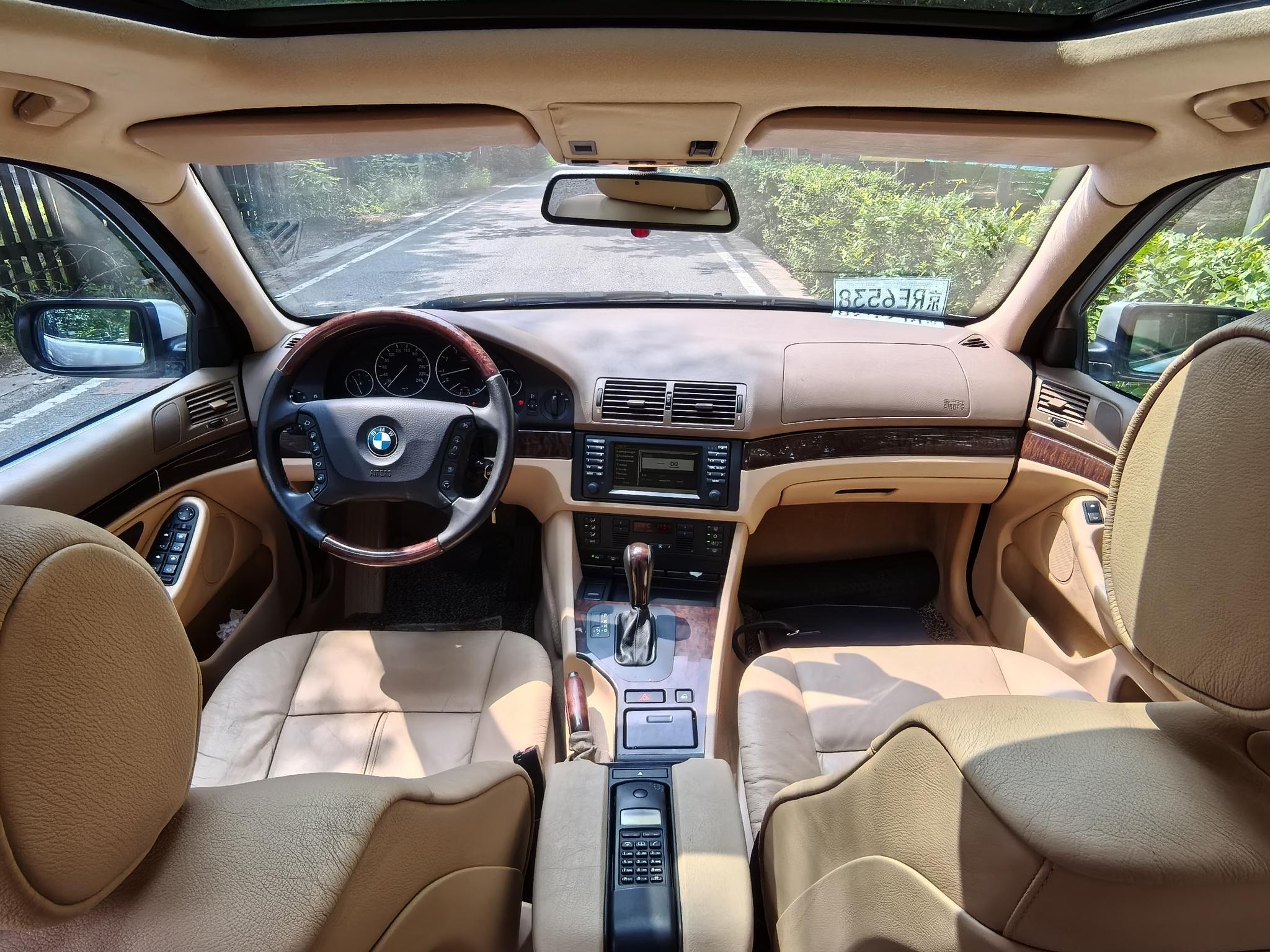 BMW BMW 5-Series