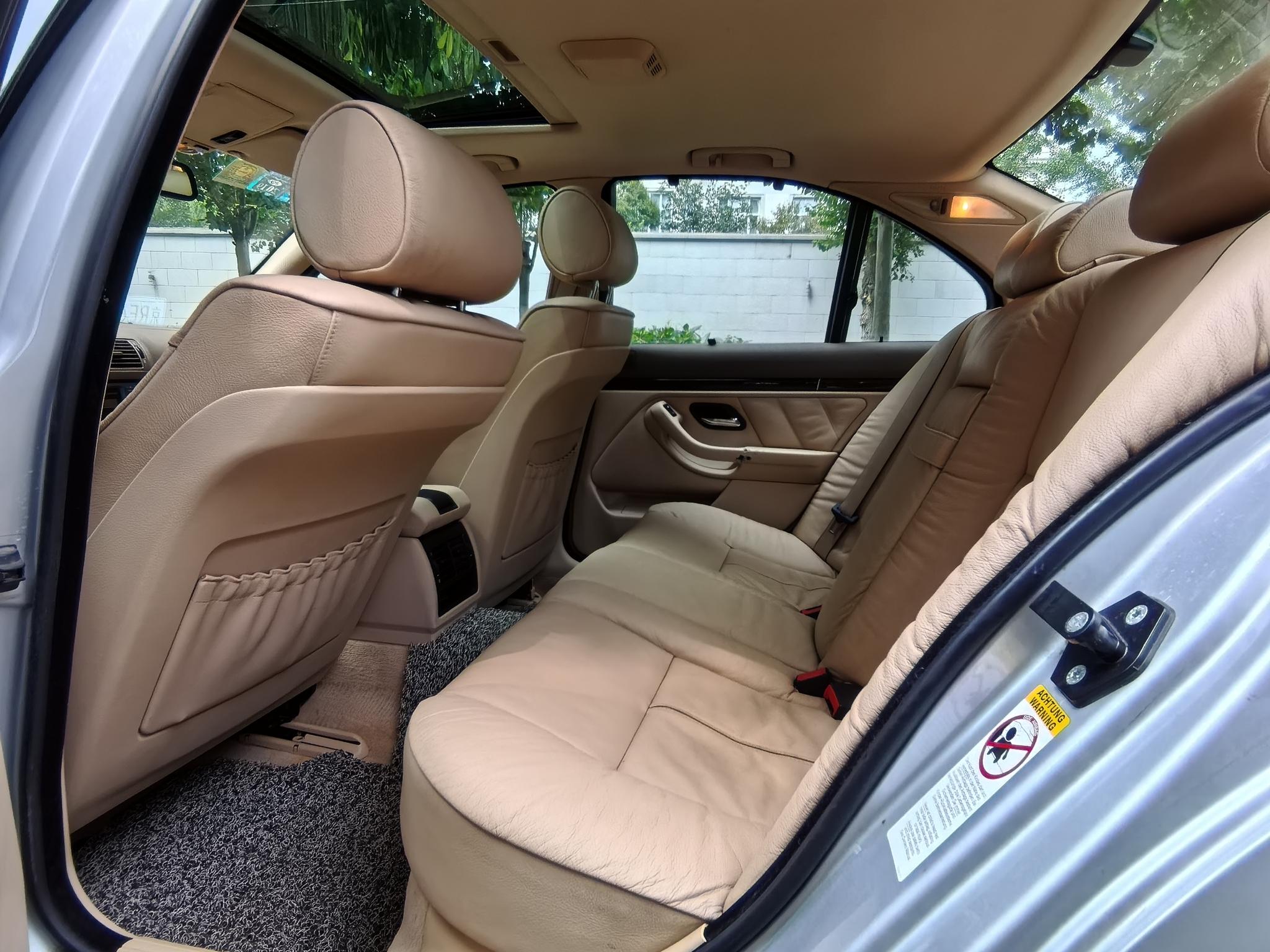 BMW BMW 5-Series