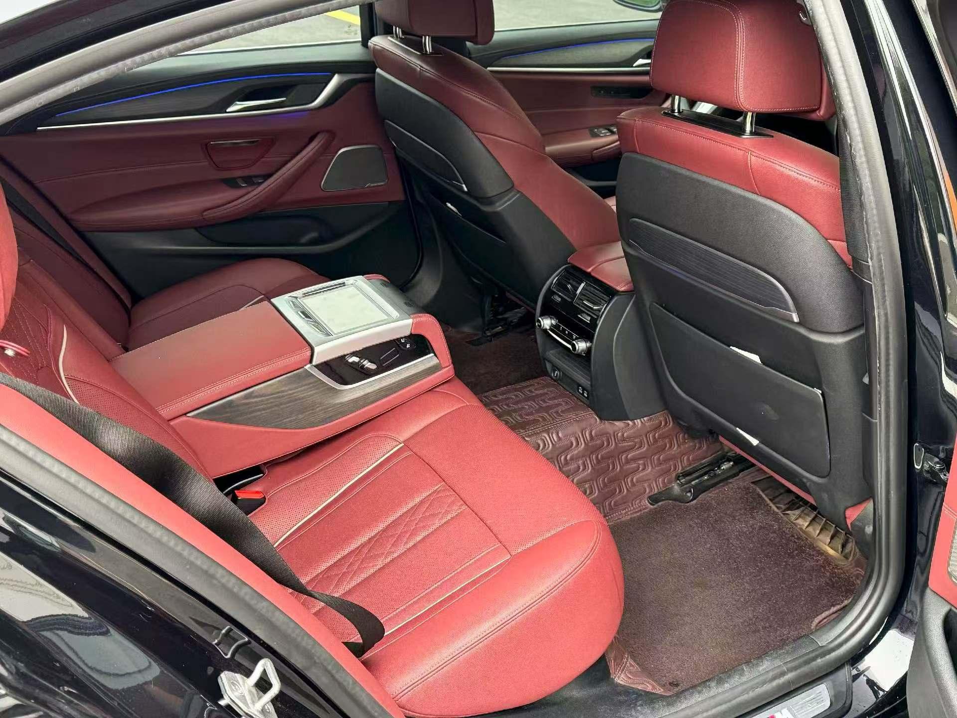 BMW BMW 5-Series