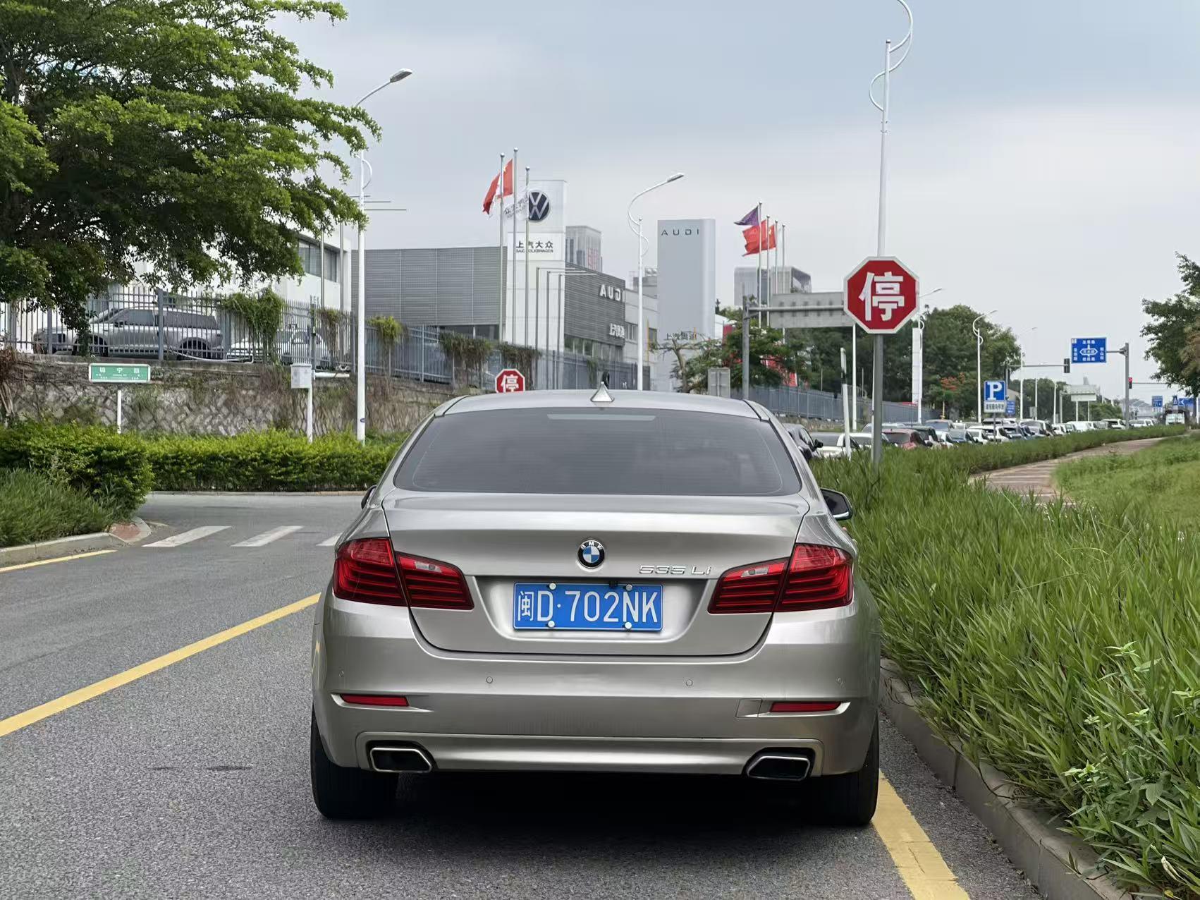 BMW BMW 5-Series