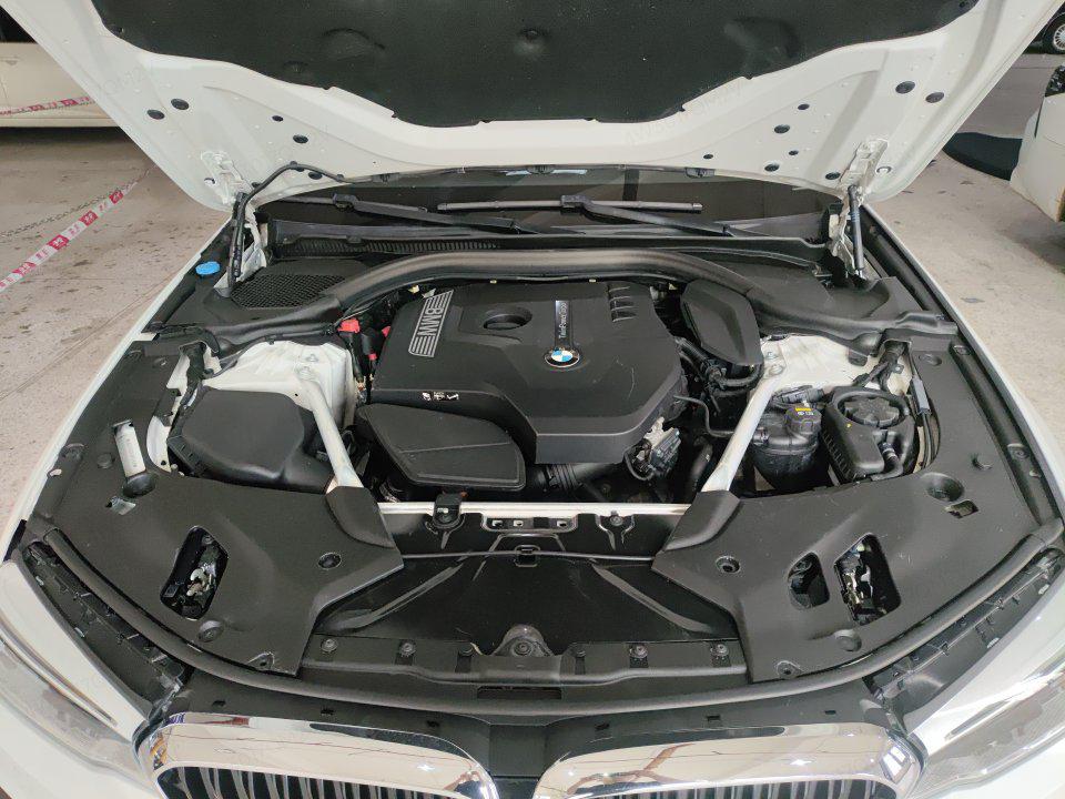 BMW BMW 5-Series
