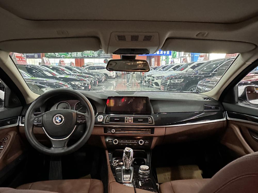 BMW BMW 5-Series