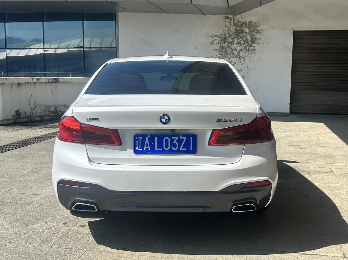 BMW BMW 5-Series
