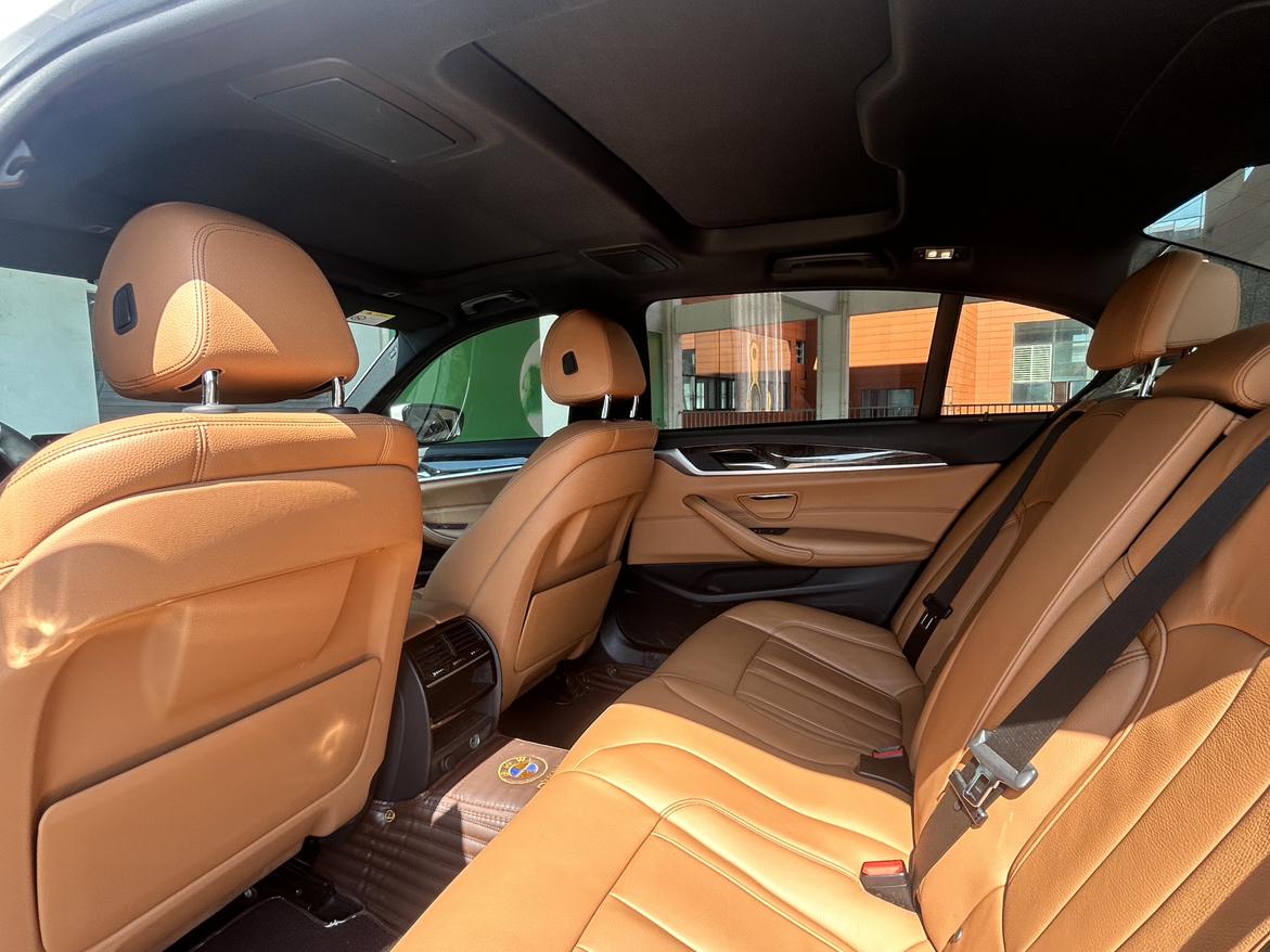 BMW BMW 5-Series