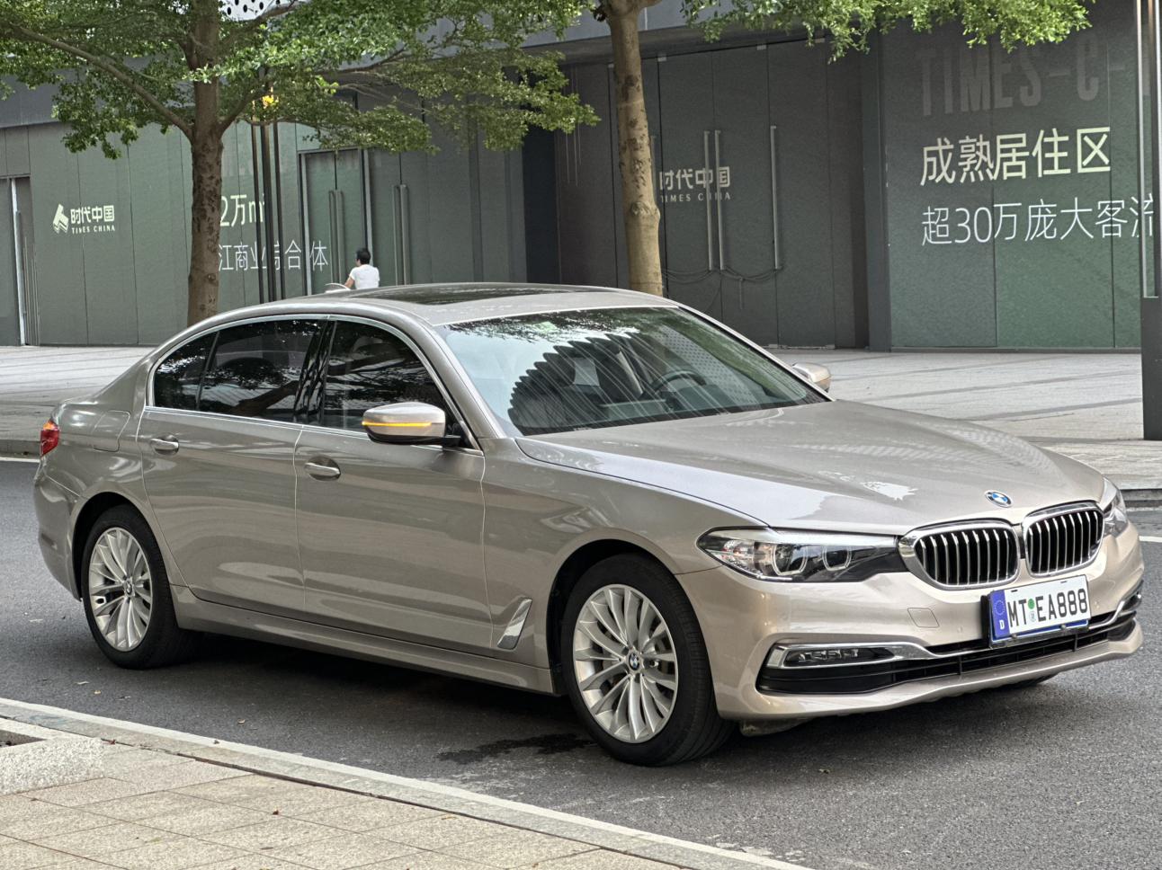 BMW BMW 5-Series