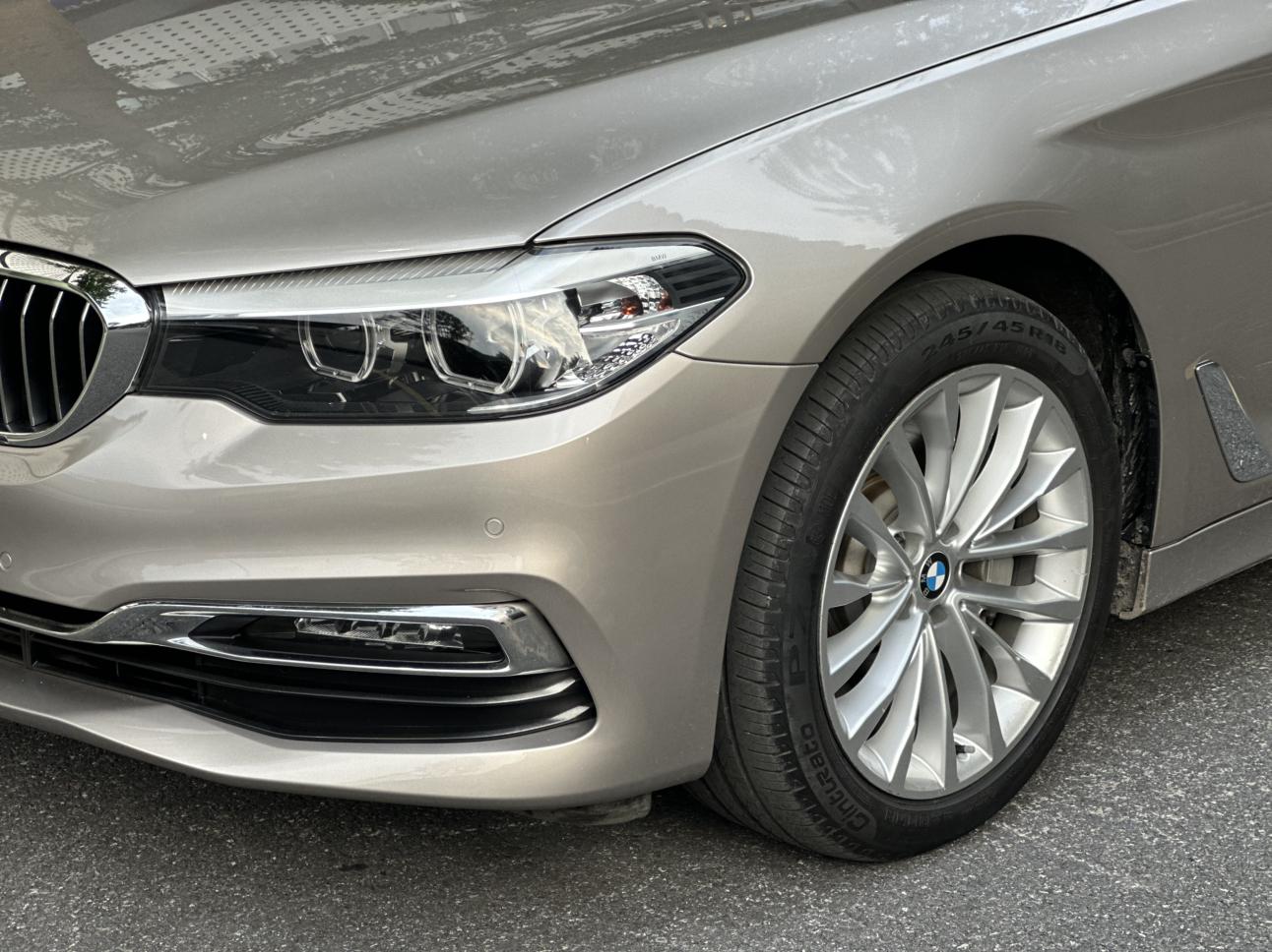 BMW BMW 5-Series