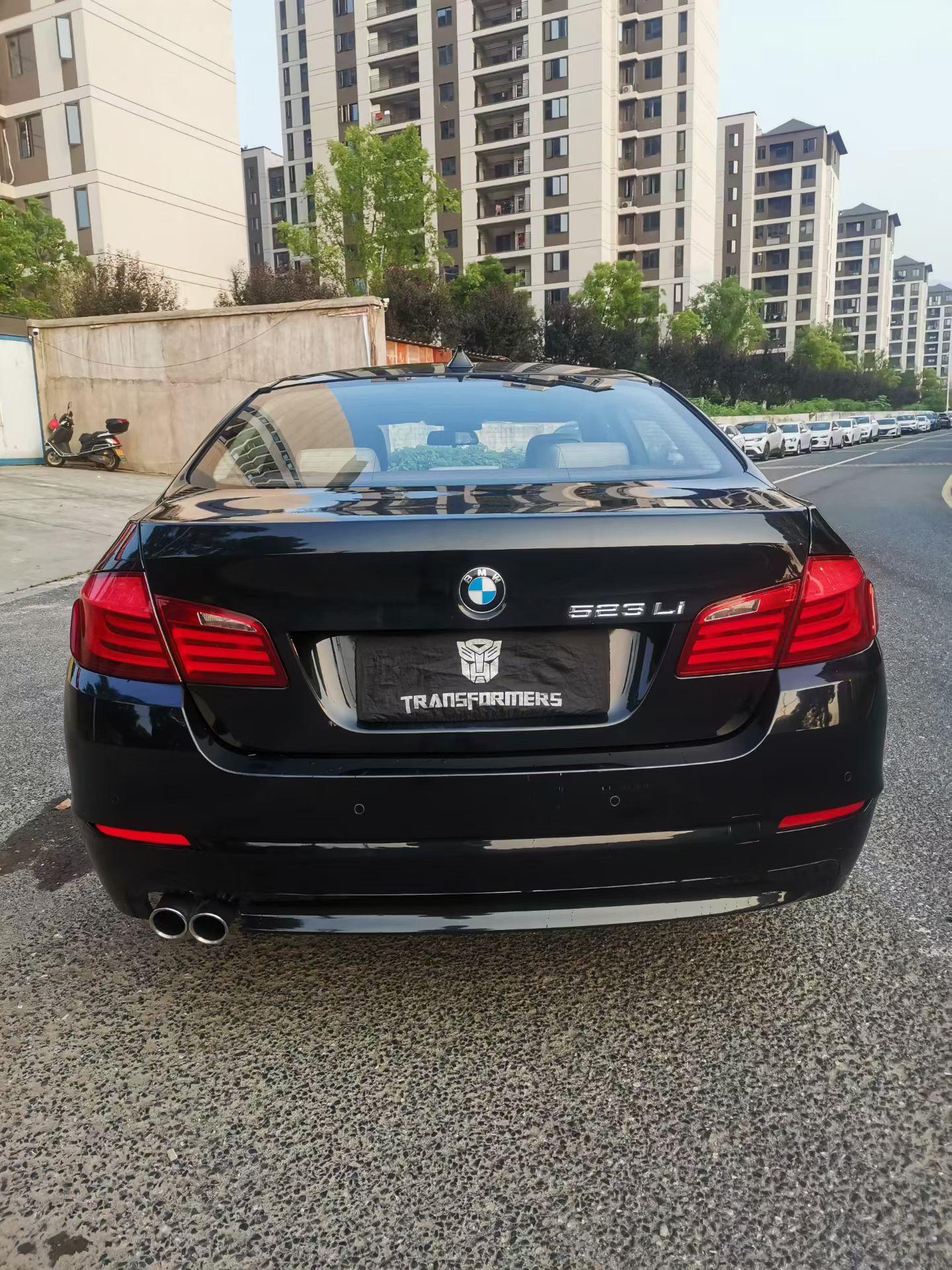 BMW BMW 5-Series
