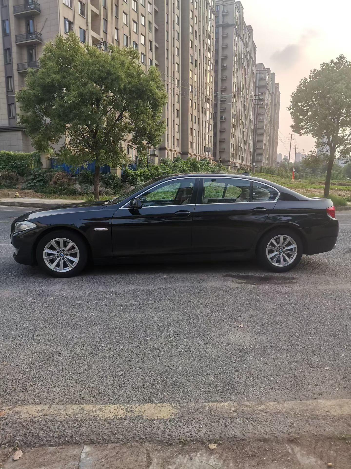 BMW BMW 5-Series