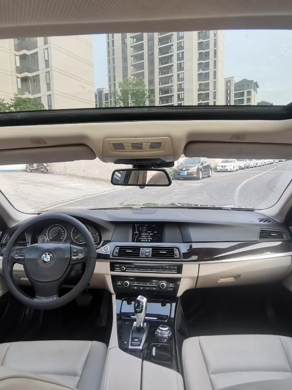 BMW BMW 5-Series