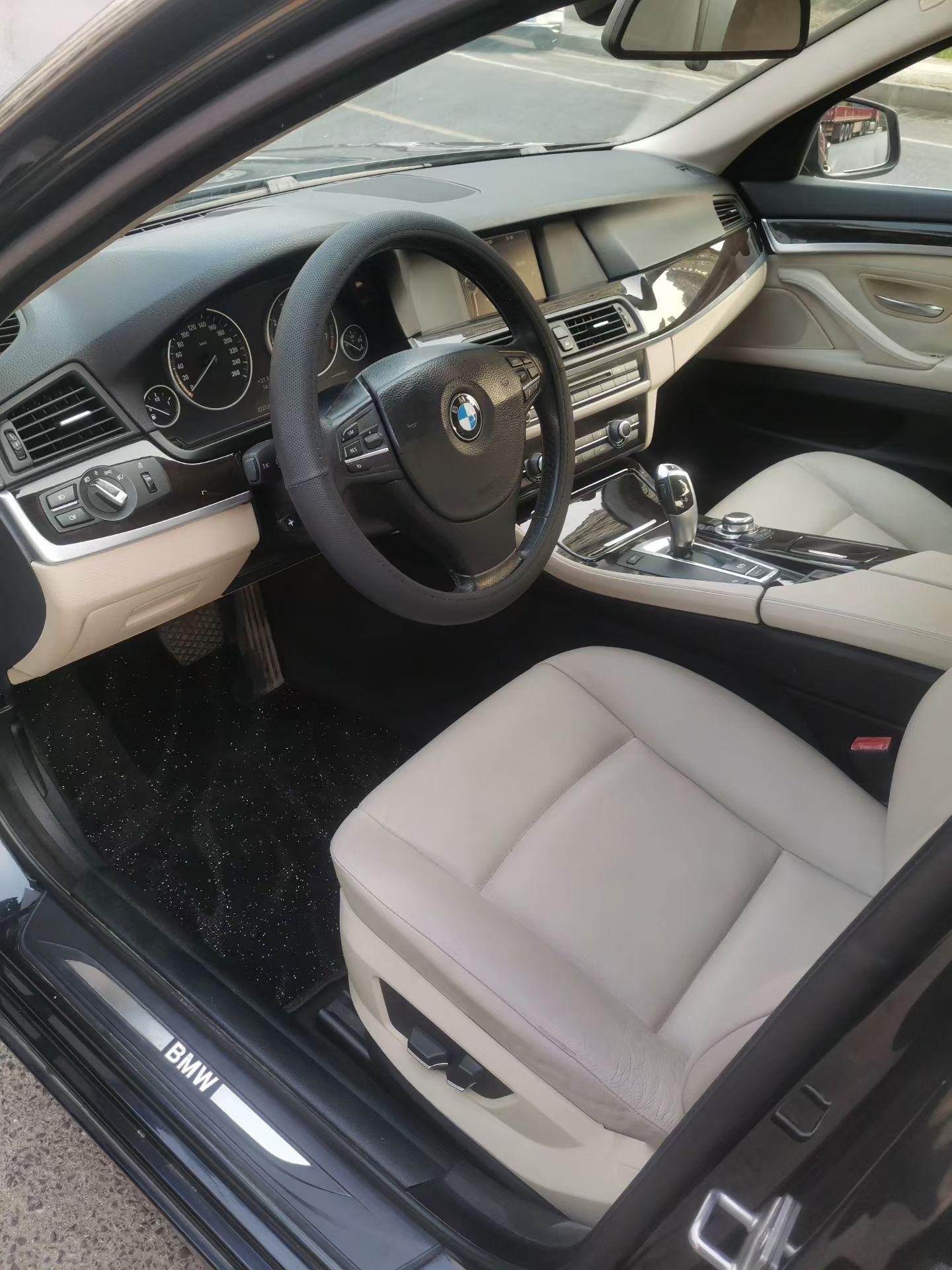 BMW BMW 5-Series