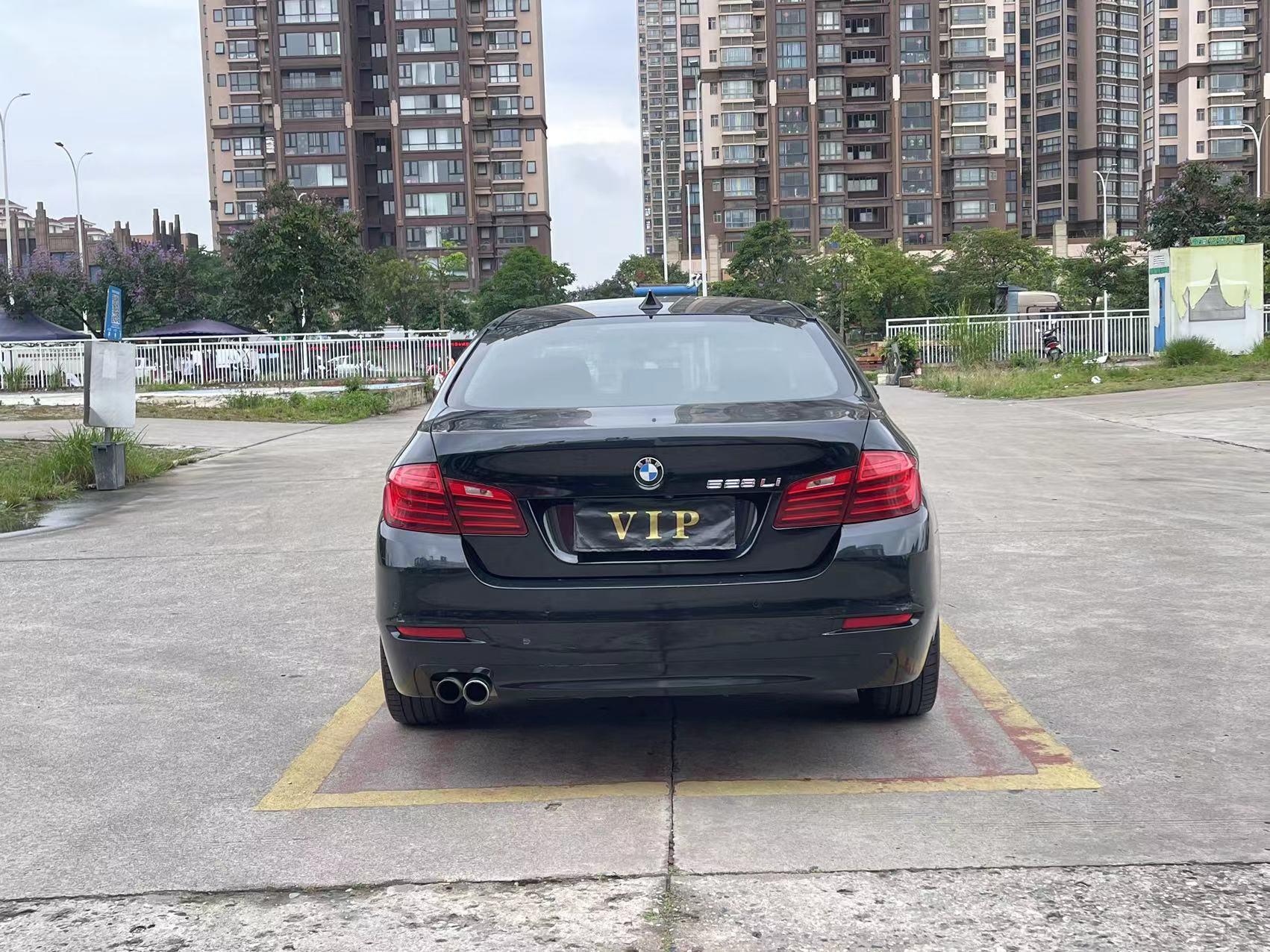 BMW BMW 5-Series
