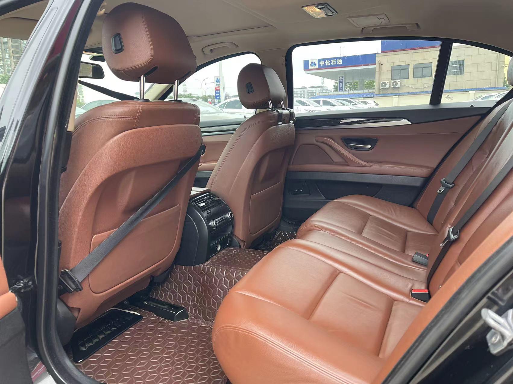 BMW BMW 5-Series