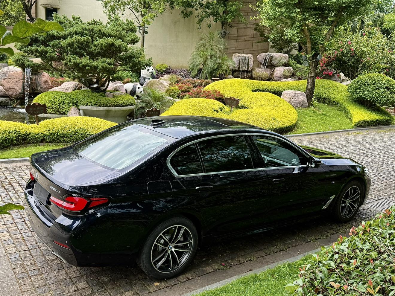 BMW BMW 5-Series