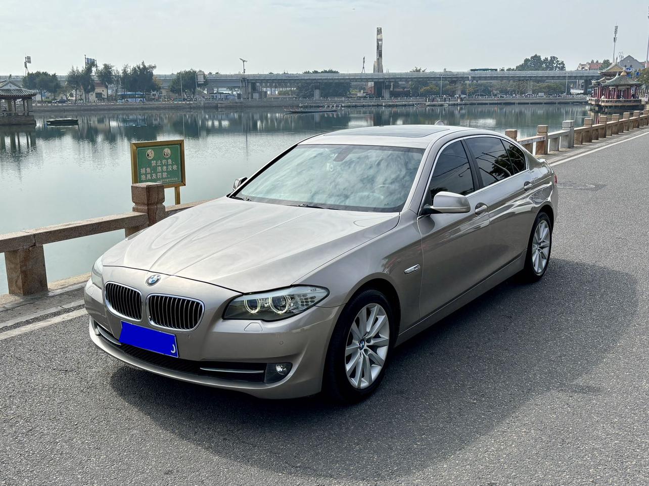 BMW BMW 5-Series