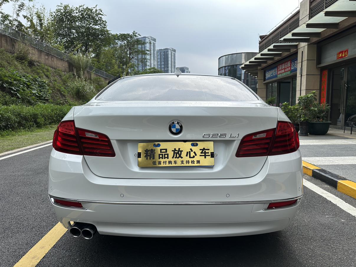 BMW BMW 5-Series