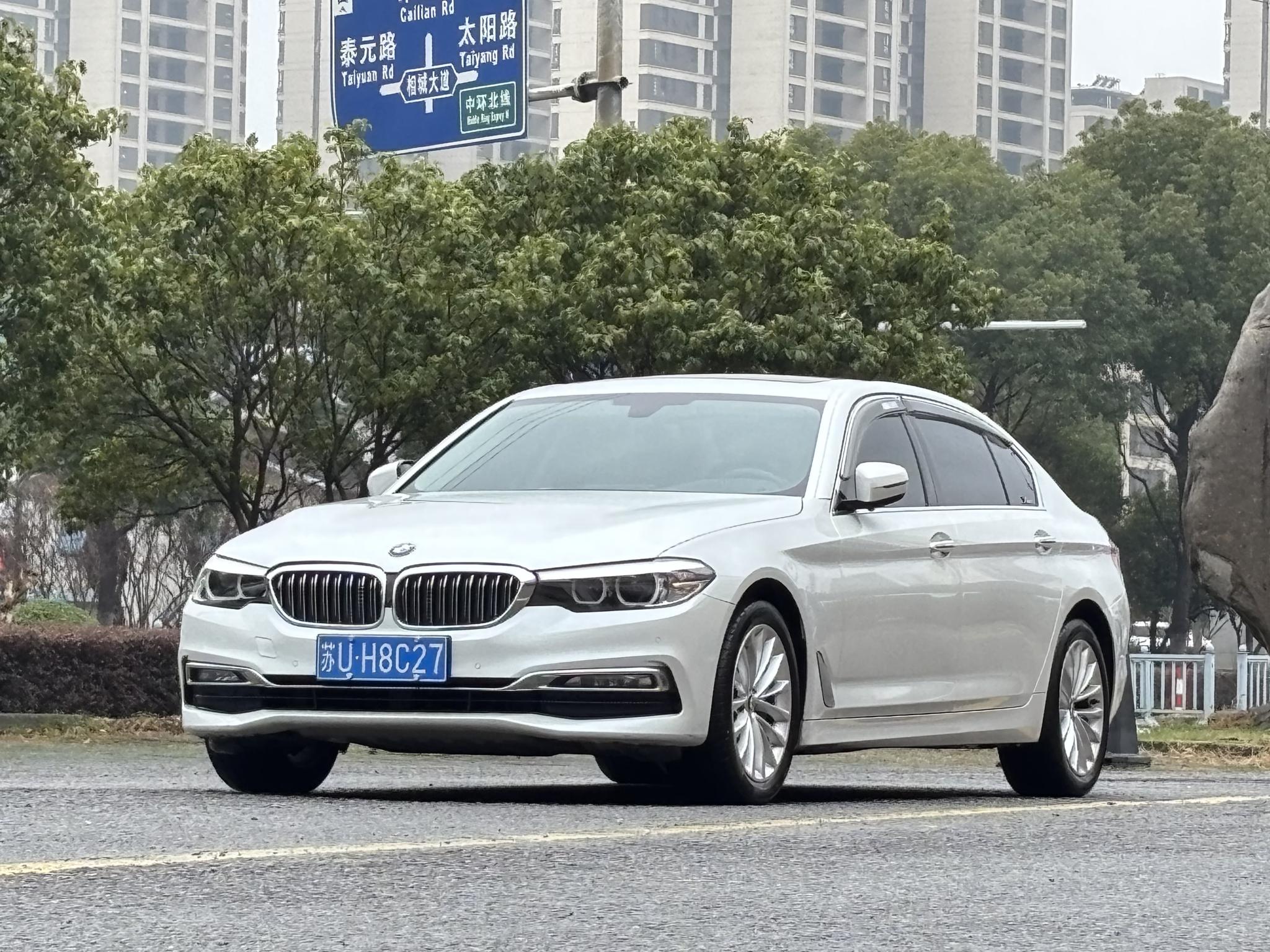 BMW BMW 5-Series
