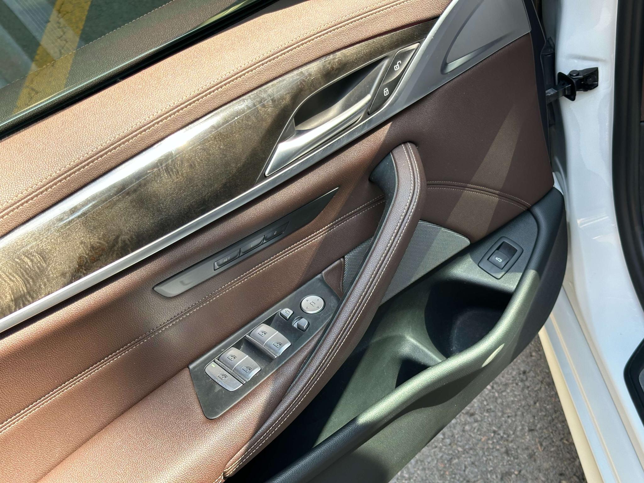 BMW BMW 5-Series
