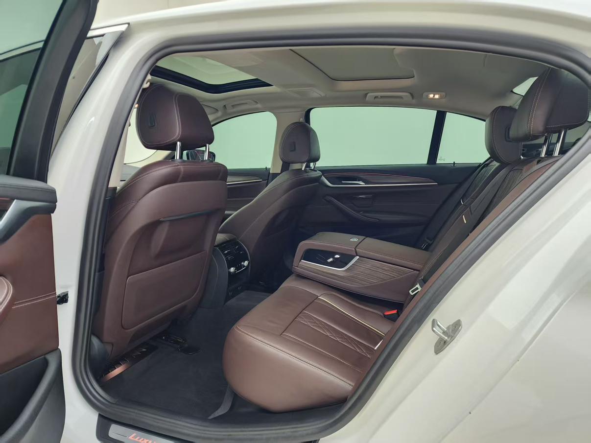 BMW BMW 5-Series