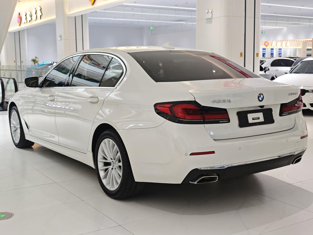 BMW BMW 5-Series