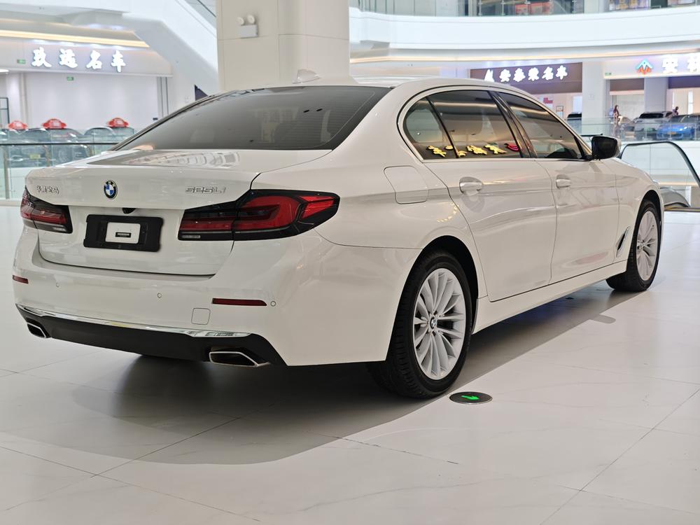 BMW BMW 5-Series