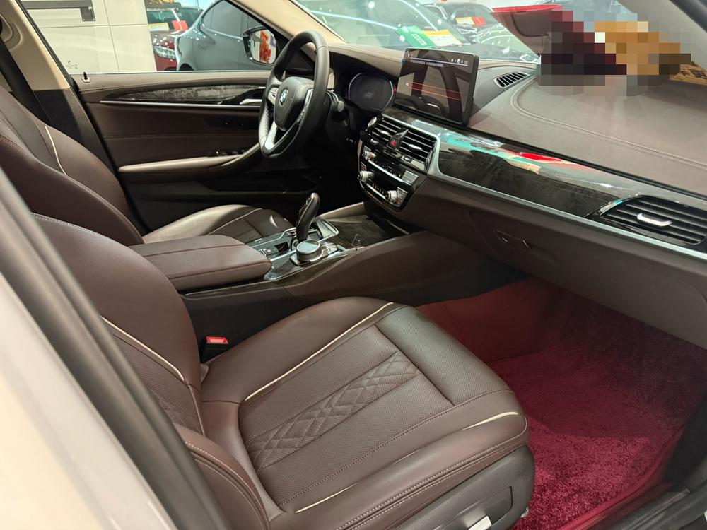 BMW BMW 5-Series