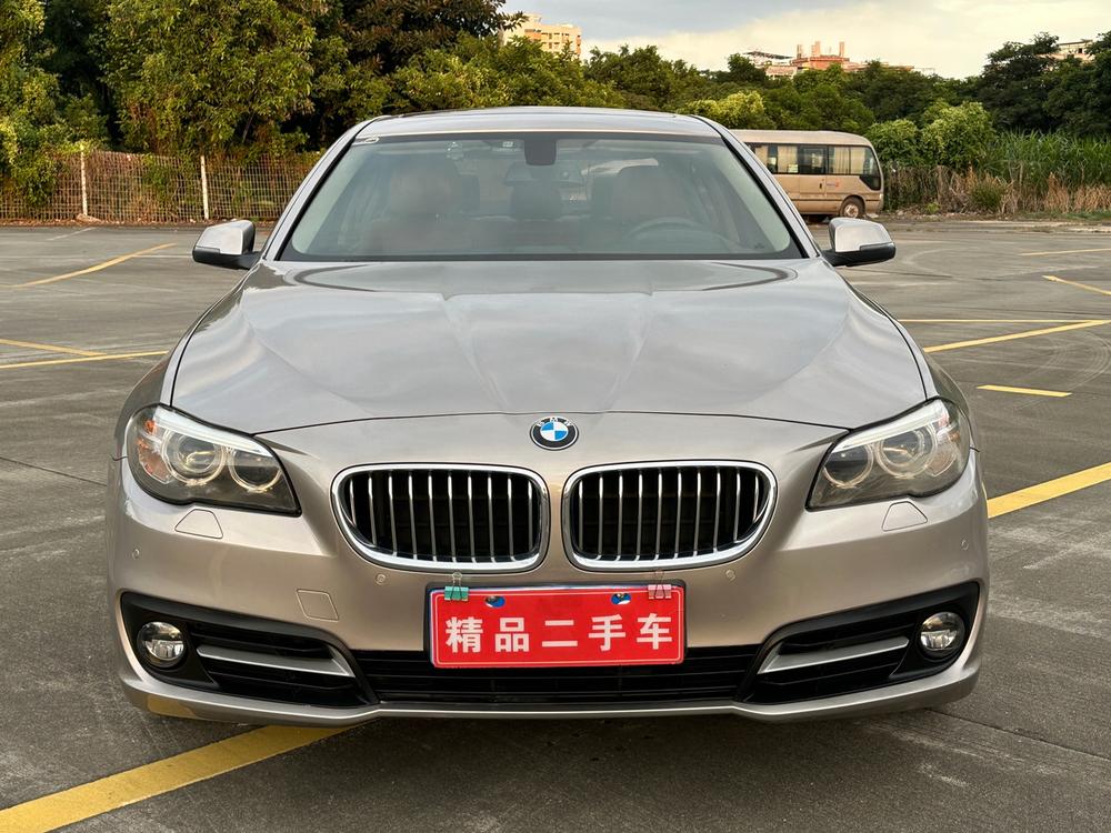 BMW BMW 5-Series