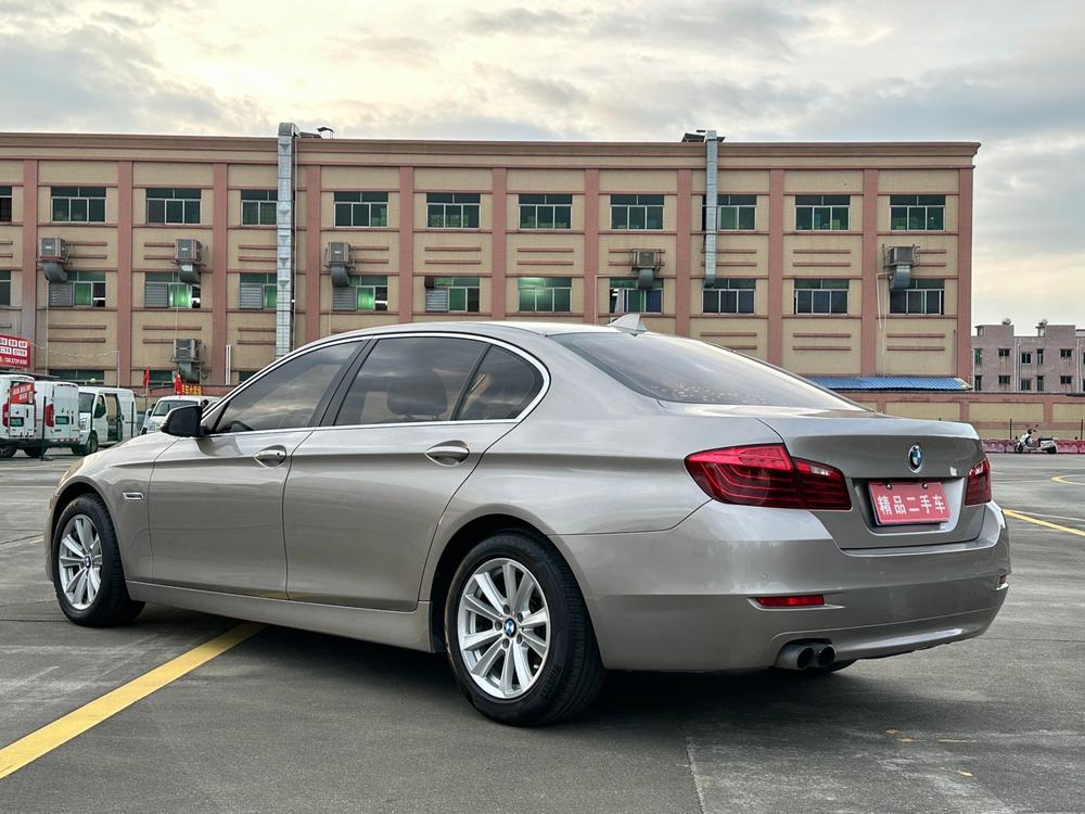 BMW BMW 5-Series