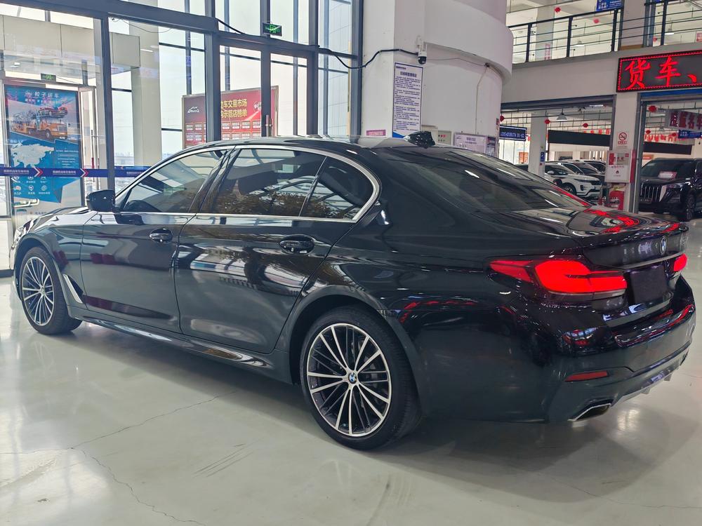BMW BMW 5-Series