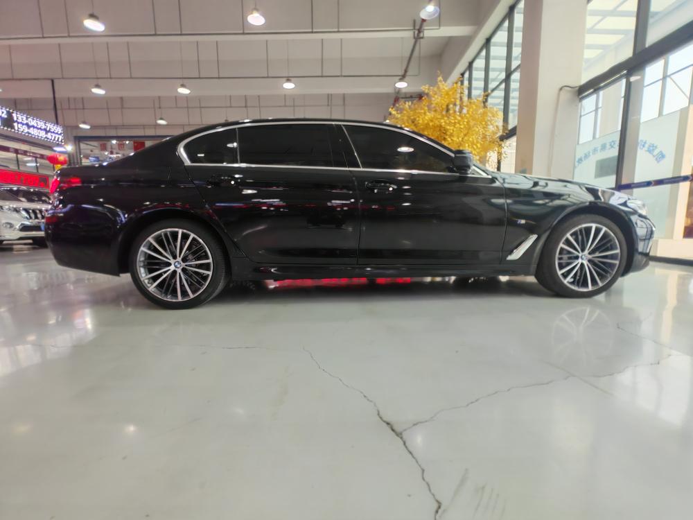 BMW BMW 5-Series