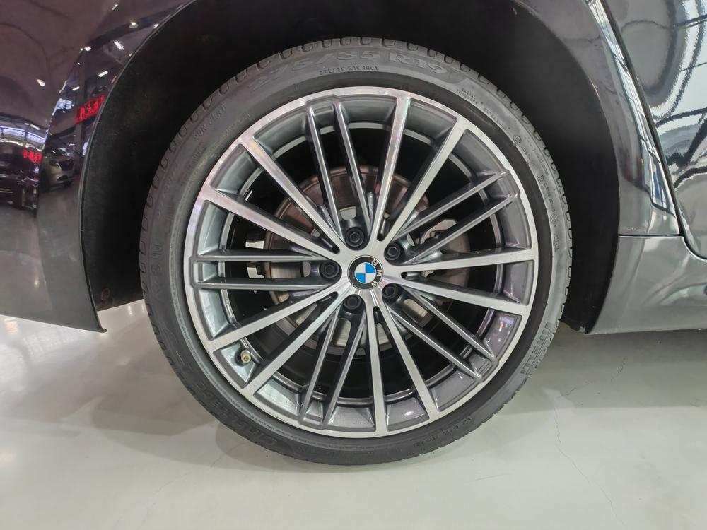 BMW BMW 5-Series
